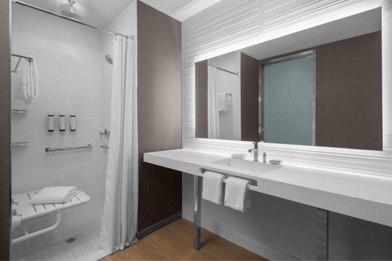 Ac Hotel By Marriott Miami Dadeland Glenvar Heights Extérieur photo